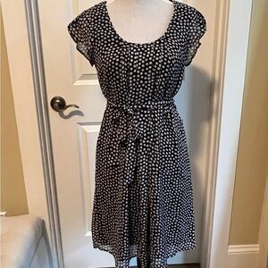 Merona knee length Floaty Polka dot dress with removable sash tie in Black